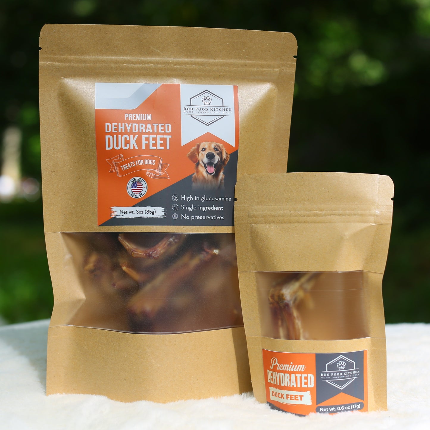 Dehydrated duck feet with sample pack for dogs